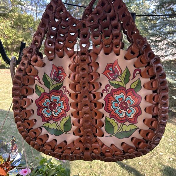 RARE ISABELLA FIORE MULTI-COLOR PAINTED FLOWERS LEAVES LEATHER PURSE HANDBAG - Picture 1 of 16